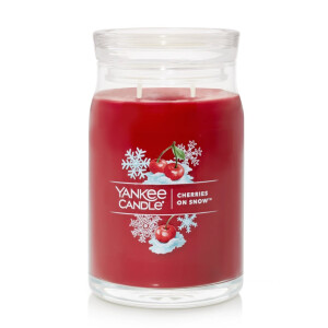 Yankee Candle® Cherries on Snow™ Signature Glas...