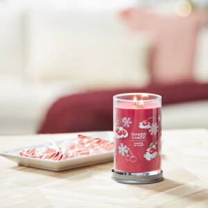 Yankee Candle® Cherries on Snow™ Signature Tumbler 567g