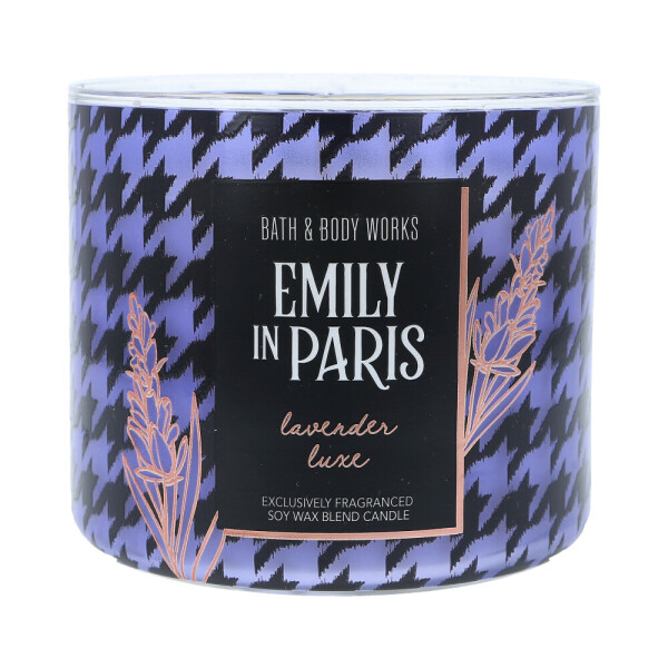 Emily in Paris - Lavender Luxe 3-Docht-Kerze 411g